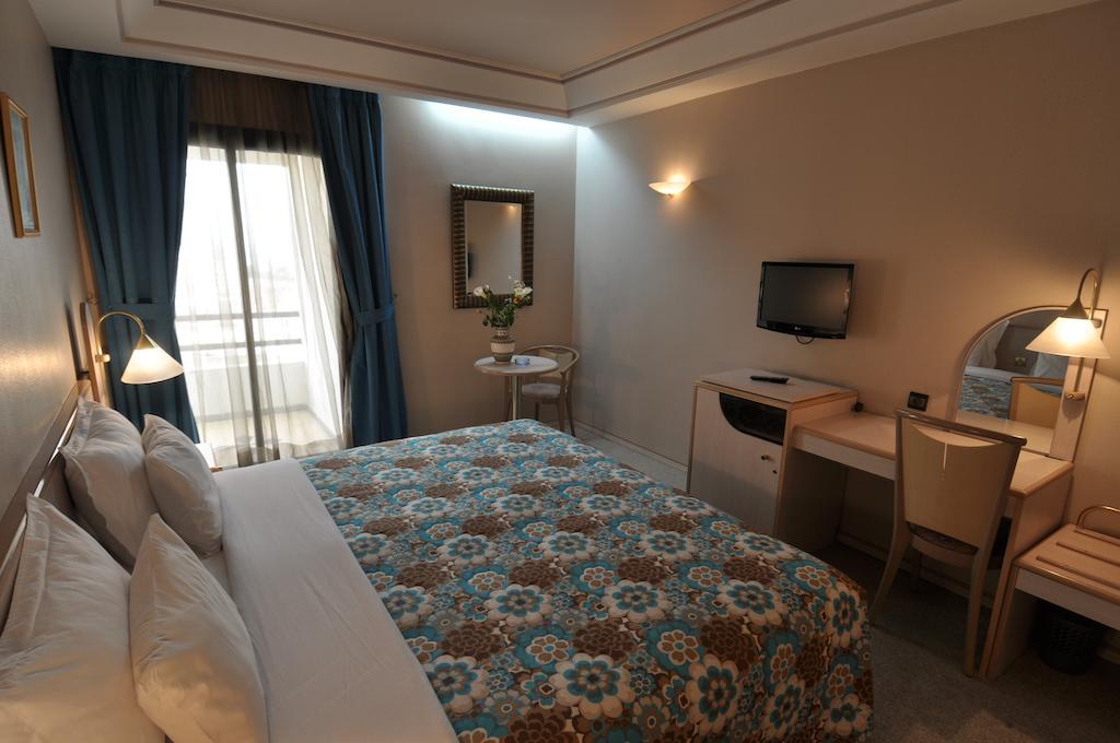 Hotel Wassim Fez Eksteriør billede